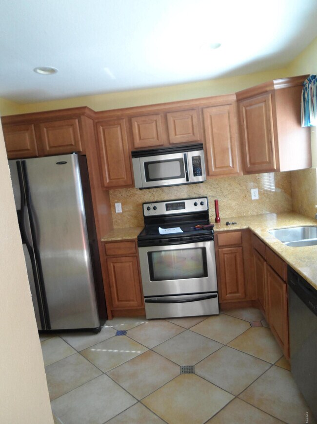 1004 Ashley Ave in Satellite Beach, FL - Building Photo - Building Photo