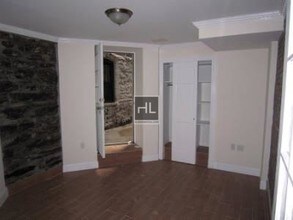 206 E 83rd St-Unit -1E in New York, NY - Building Photo - Building Photo