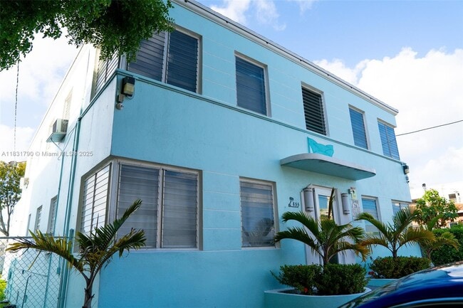 property at 855 SW 7th St
