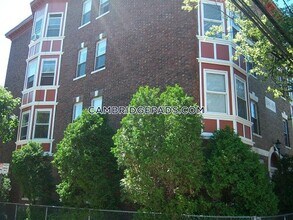 122 Berkshire St-Unit -10 in Cambridge, MA - Building Photo - Building Photo