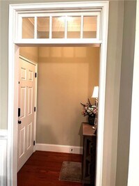 11 Perimeter E Ctr photo'