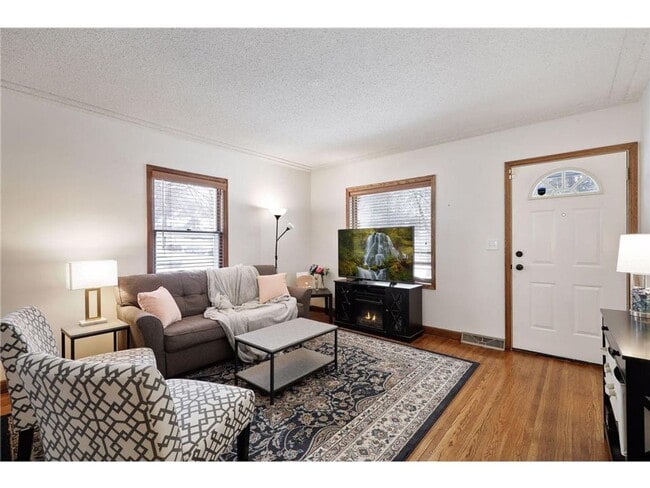 3400 N Upton Ave in Minneapolis, MN - Building Photo - Building Photo