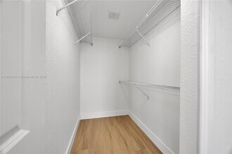 2301 SW 27th Ave, Unit 603 in Miami, FL - Building Photo - Building Photo