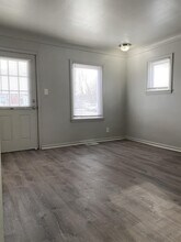 1336 Chandler Ave in Lincoln Park, MI - Foto de edificio - Building Photo