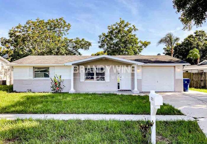 6219 11th Ave in New Port Richey, FL - Building Photo