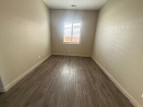 955 Romneya Ln in Orcutt, CA - Building Photo - Building Photo