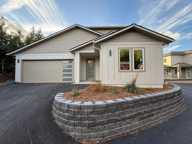 property at 1726 Castlerock Ave