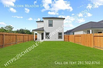 1439 Acorn Meadow St in Houston, TX - Building Photo - Building Photo