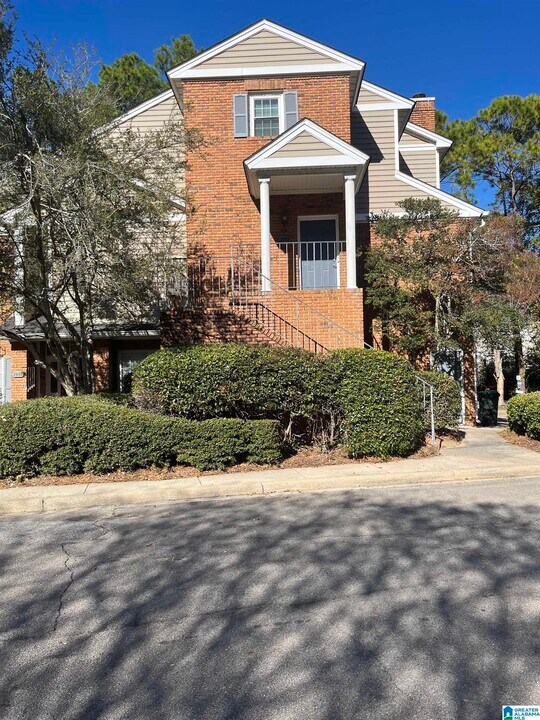 1932 Waterford Pl in Hoover, AL - Building Photo