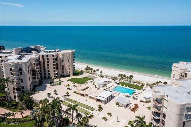 property at 3115 Gulf Shore Blvd N