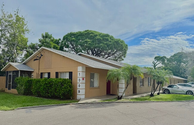 Bayshore Oaks