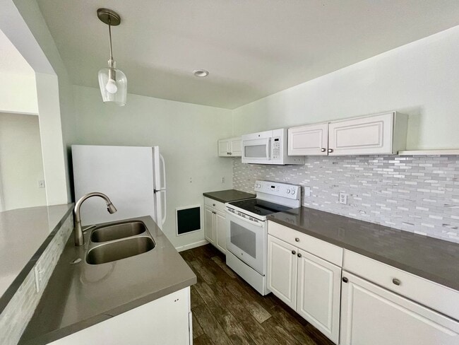 61736 Terrace Dr in Joshua Tree, CA - Building Photo - Building Photo
