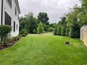 2 Argento Ln in Norwalk, CT - Building Photo - Building Photo