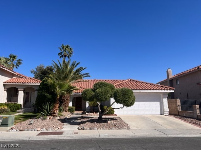 3012 Harborside Dr in Las Vegas, NV - Foto de edificio
