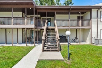 14202 Sandalwood Dr in Wildwood, FL - Building Photo - Building Photo