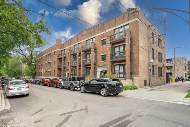 property at 1165 E 54th St