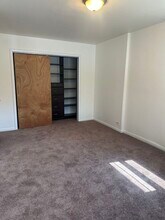 5826 N Broadway in Chicago, IL - Building Photo - Building Photo