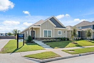 900 Camelia Grv Ct in Hutchins, TX - Building Photo