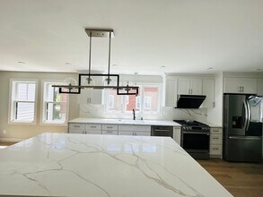 123 Oxford Rd in Newton, MA - Building Photo - Building Photo
