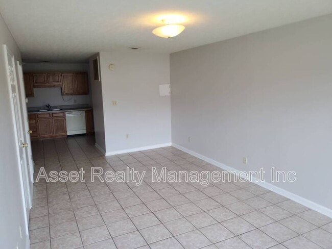 1058 Martha Glass Dr in Jefferson City, TN - Building Photo - Building Photo