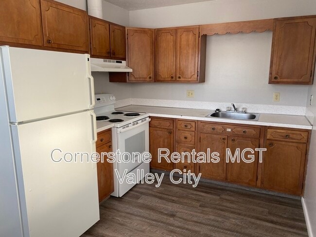805-827 3rd St SW in Valley City, ND - Building Photo - Building Photo