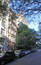 108 E 82nd St in New York, NY - Foto de edificio - Building Photo