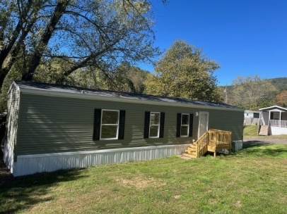 property at 25 Willow Ct