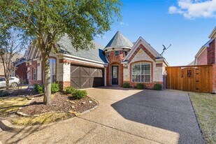 3248 Forestbrook Dr in Richardson, TX - Building Photo