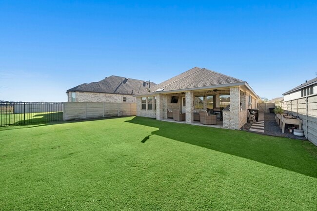 property at 4627 Cedar Butte Ln