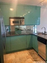 930 Kaheka St in Honolulu, HI - Building Photo - Building Photo