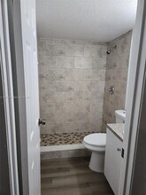 1700 NW 58th Terrace in Sunrise, FL - Building Photo - Building Photo