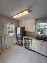 1201 Foxcroft Rd in Richmond, VA - Building Photo - Building Photo