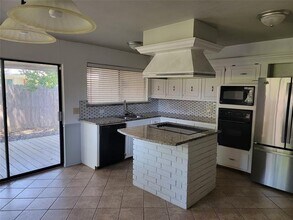 2001 Country Club Dr in Plano, TX - Building Photo - Building Photo
