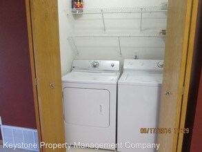 2780 Triple Crown Ln-Unit -#8 in Iowa City, IA - Building Photo - Building Photo