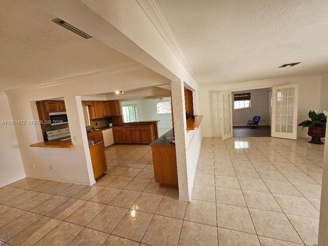 2885 Cambridge Rd in Atlantis, FL - Building Photo - Building Photo