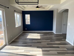 661 7th St in Evansville, WY - Foto de edificio - Building Photo