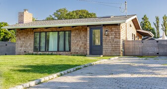 147 Soundview Dr in Montauk, NY - Building Photo