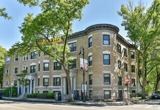344 Harvard St, Unit 3 in Brookline, MA - Building Photo - Building Photo