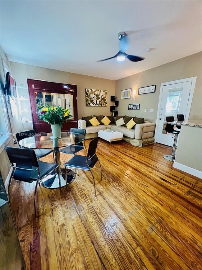 536 14th St in Miami Beach, FL - Building Photo - Building Photo