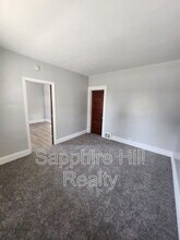 16317 Huntmere Ave in Cleveland, OH - Building Photo - Building Photo