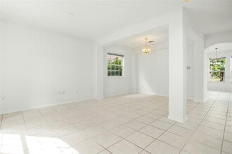 12810 Moss Park Ridge Dr in Orlando, FL - Building Photo - Building Photo