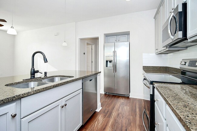 property at 546 Oakland Ave