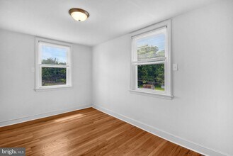 666 Rively Ave in Glenolden, PA - Building Photo - Building Photo