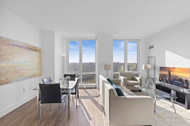57 Bank St-Unit -ID1025370P in White Plains, NY - Building Photo - Building Photo