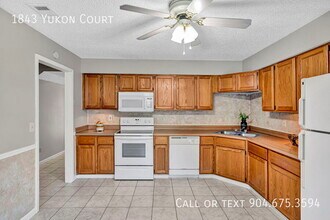 1843 Yukon Ct in Middleburg, FL - Building Photo - Building Photo