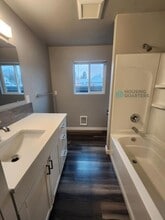 12421 E Riverside Ave in Spokane Valley, WA - Building Photo - Building Photo