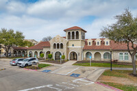 Rosemont at Highland Park in San Antonio, TX - Building Photo - Building Photo