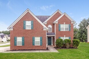 331 Cobblestone Ct, Unit 15 in Hampton, GA - Building Photo