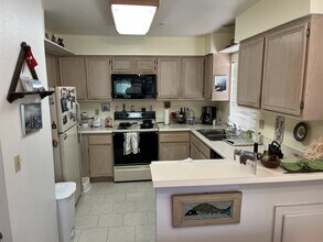 18674 Caminito Cantilena, Unit 241 in San Diego, CA - Foto de edificio - Building Photo