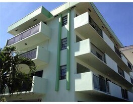 7626 Byron Ave in Miami Beach, FL - Building Photo